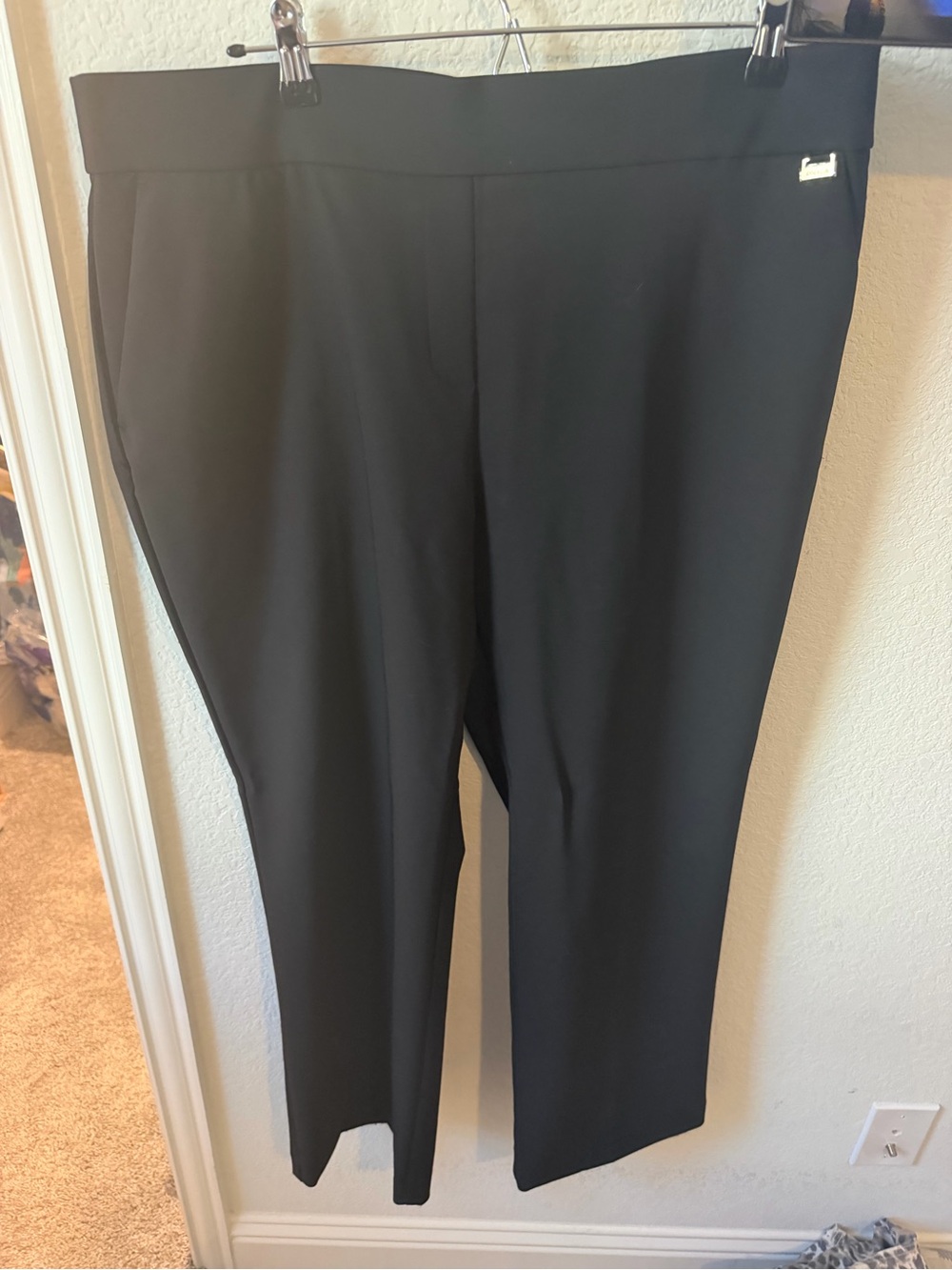Anne Klein Black Cropped Pull-On Straight Leg Pants